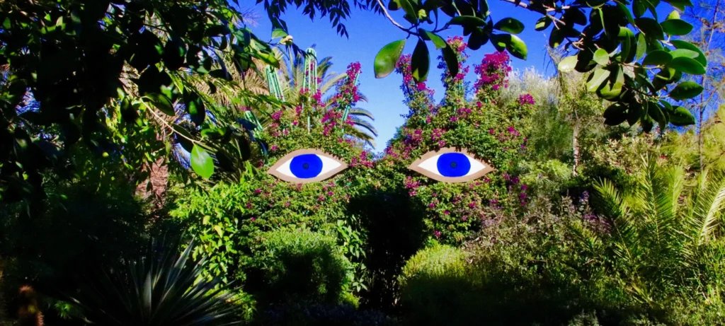 Private gardens and ramparts tour in Marrakech